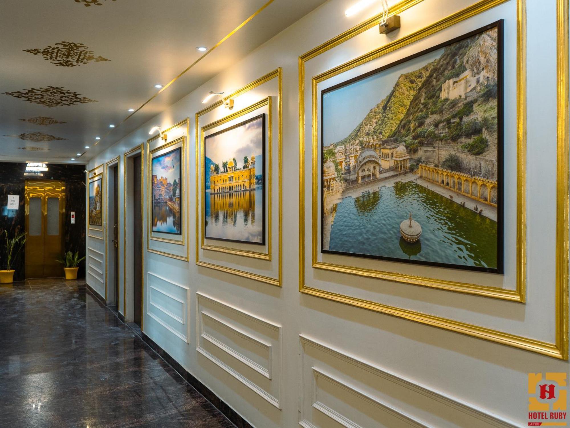 Hotel Ruby Jaipur Buitenkant foto