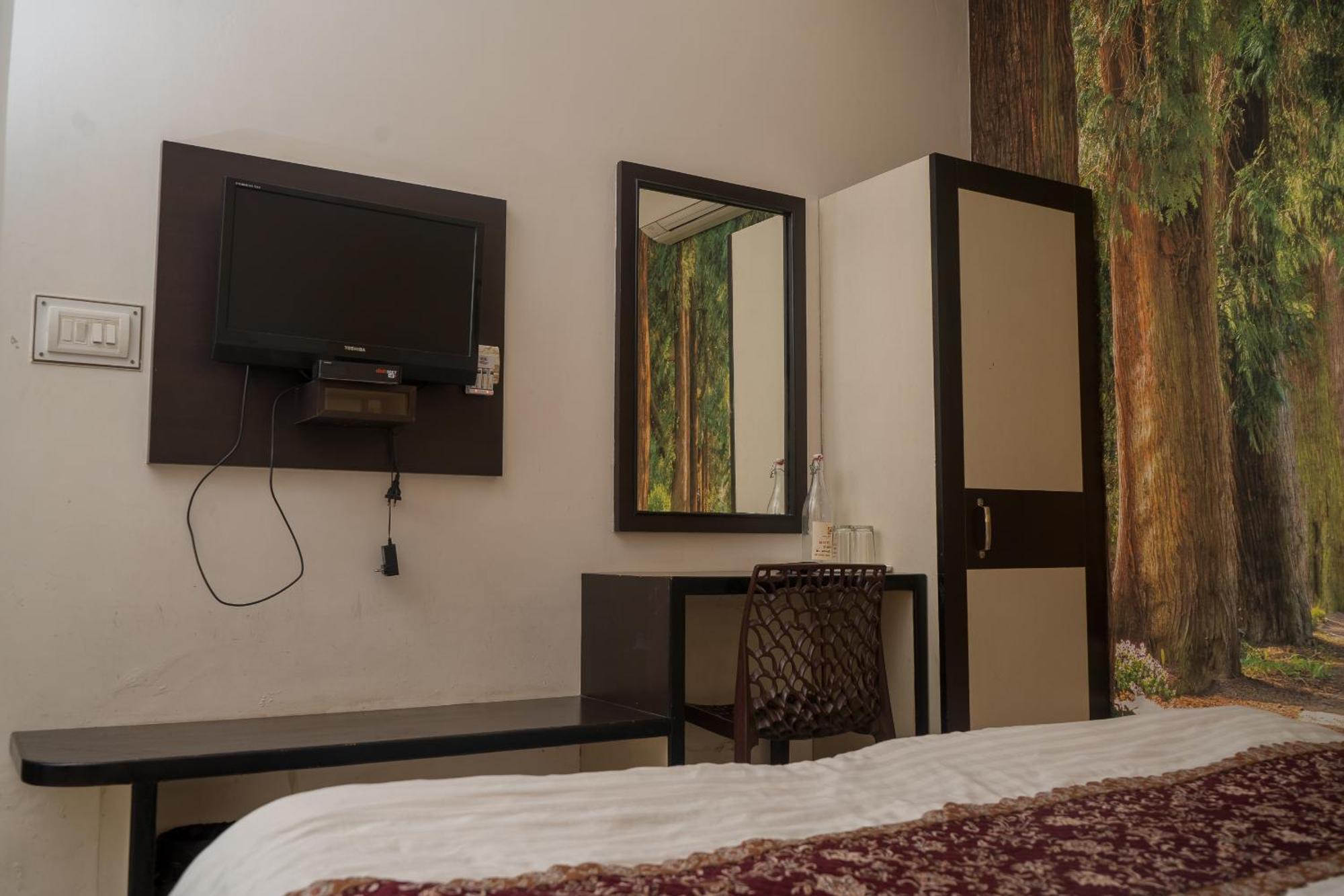 Hotel Ruby Jaipur Buitenkant foto