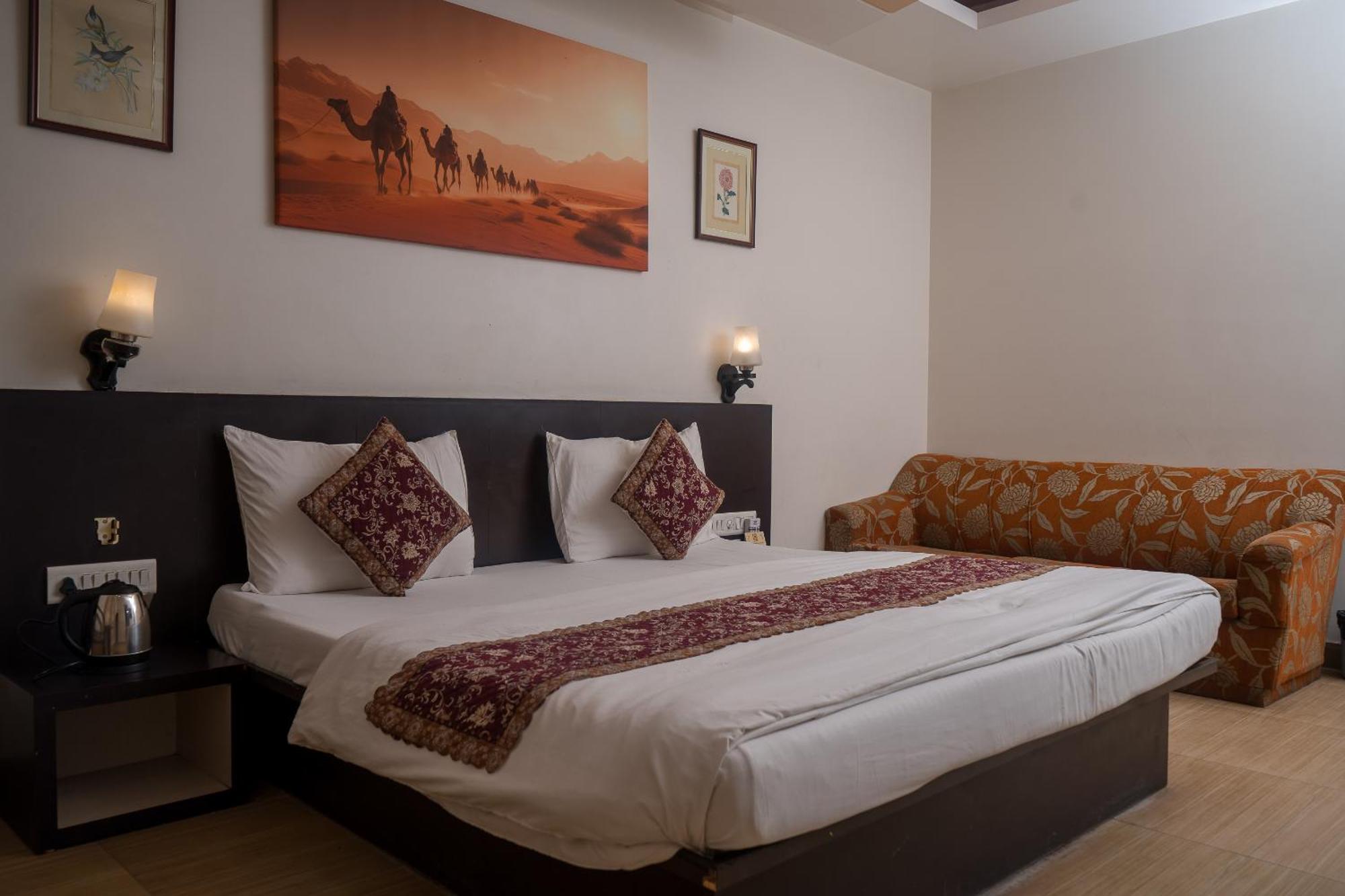 Hotel Ruby Jaipur Buitenkant foto